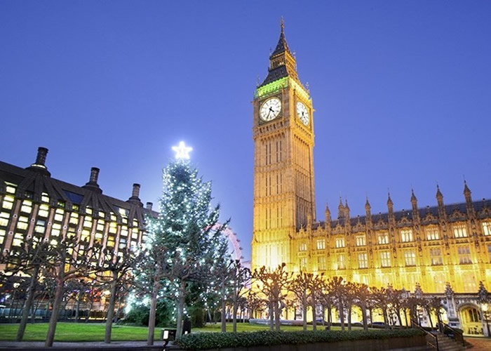 Ӣ��ÿ���д���ʥ�����������á�