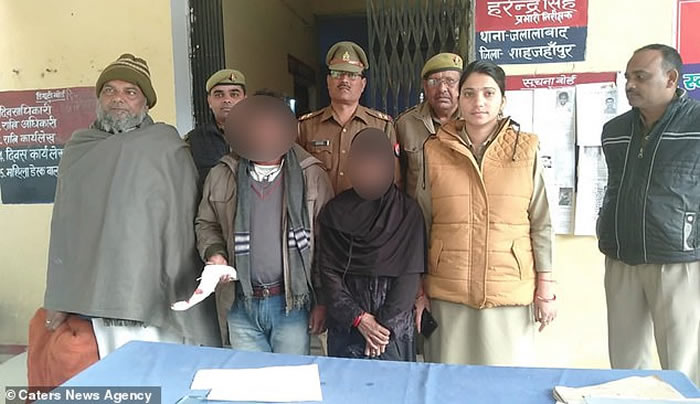 印度父母听信巫师谗言3℃湖边活埋3周女婴 深信她被恶灵缠身