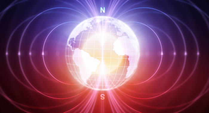 北极磁极正在以一年55公里的速度从加拿大北极群岛向俄罗斯西伯利亚位移