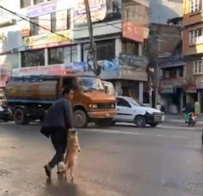 �����������Ჴ���׶��ӵ������ĵ����ˡ���ǣ�֡�����С������·����ȤһĻ