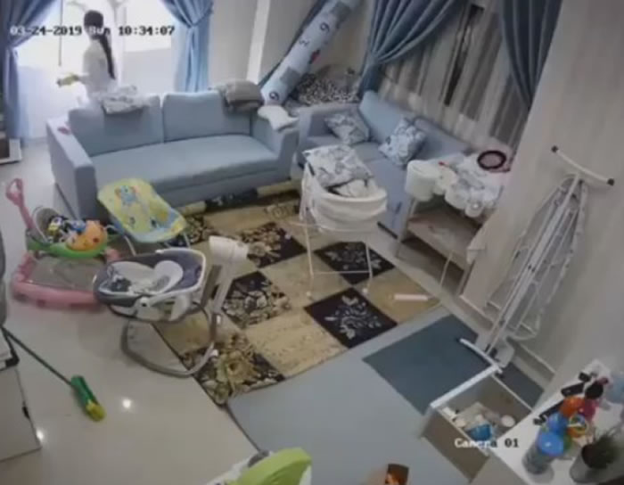 科威特某户人家机警保姆听到奇怪声音抱起宝宝夺门而出 5秒后天花板崩落砸翻婴儿床
