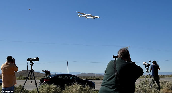 ɻƽ㷢ߡStratolaunch carrier״ηгɹ Я̫ջ