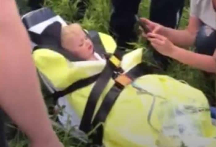 �����������ݸ���������һ��뺢�ӱ���ɭ�� ��ˮ��ʳ�ﰾ��4��