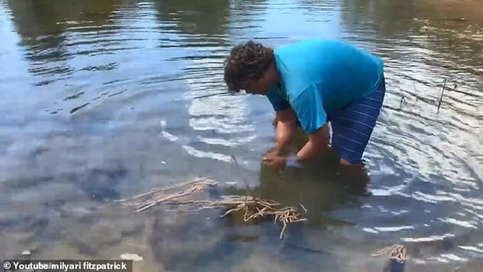 ����ԭס����ԡ����ϵĲ��Լ����� �ڱ���غ���ͽ��׽��1.5�׵�ˮ��