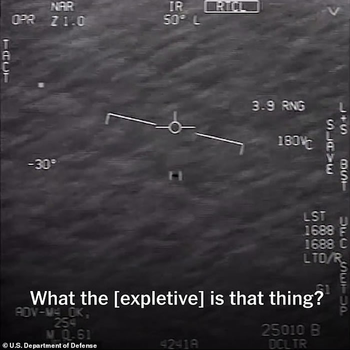 美军机师受访忆述遇上UFO经历：“形似球体包着立方体”