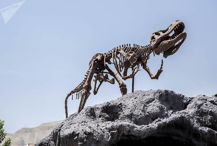 ���ʵº��������湫԰��٪�޼͹�԰