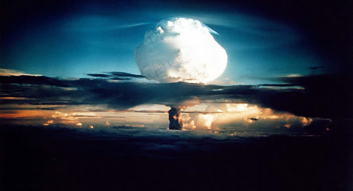 英国Blueclaw列出地球生命面临的主要威胁:流行病、核战争、自然灾害和小行星坠落地球