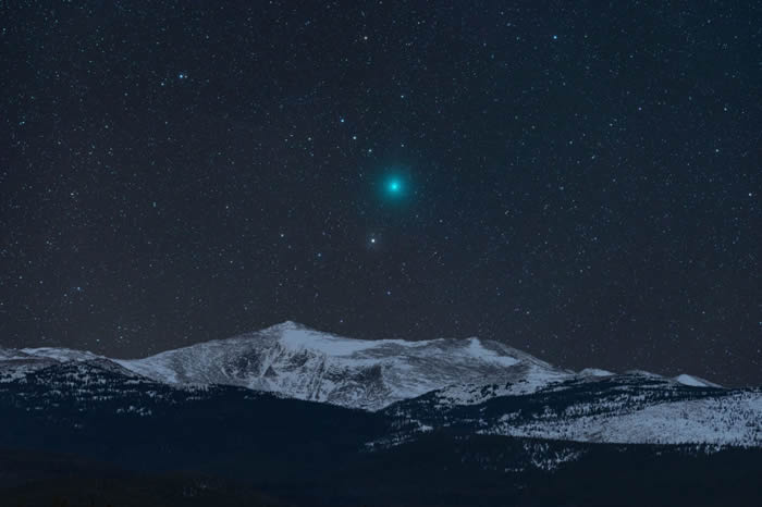 ������ӰʦKevin Palmer ����ƷComet and Mountain© ��Ƭ: KEVIN PALMER/INSIGHT ASTRONOMY
