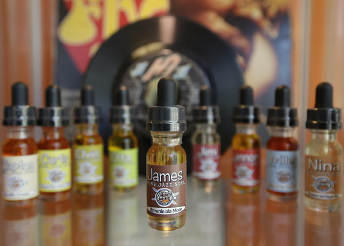 ��������ƽ��ÿ2��ͻ�����һ���̵���Pod����