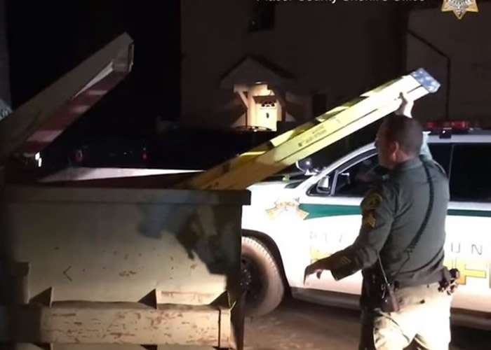 ������������ɪС�ܶ������䱻�� ĸ�����徯�����������