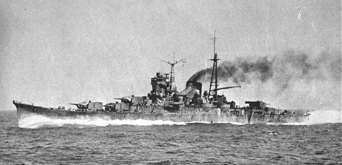 日本最上号重巡洋舰在1450米深海寻获 二战美军鱼雷袭击192名船员陪葬