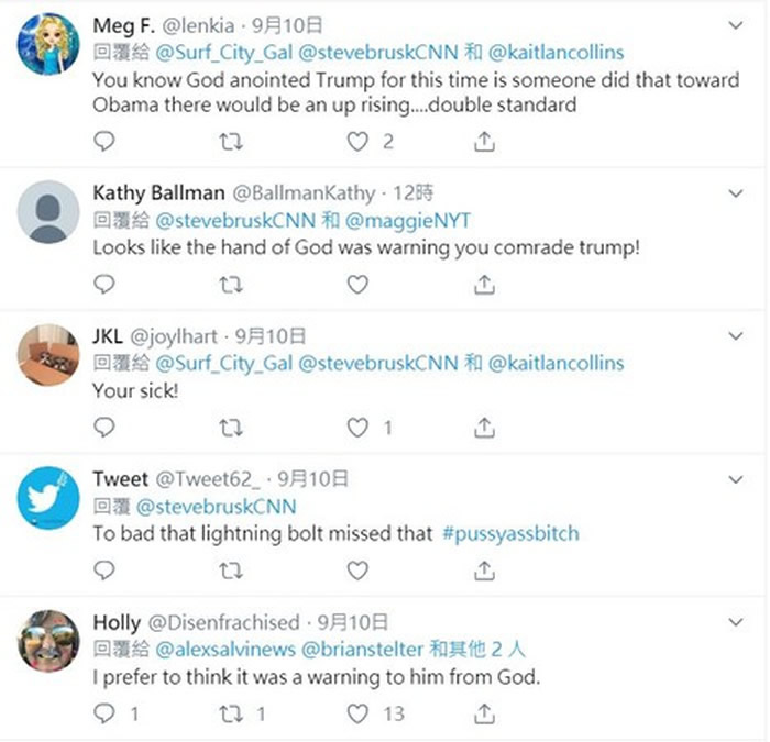 天空落下一道闪电打在空军一号附近!特朗普转发照片赞惊人 网友:上帝在给你警告