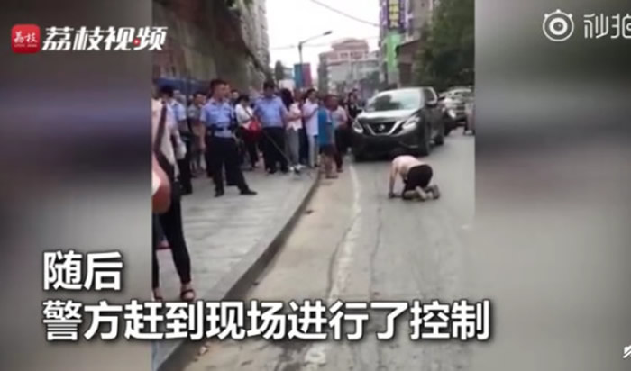 狂犬病发作?湖南省邵阳市老妇被狗咬伤10天后跪地爬行学狗叫