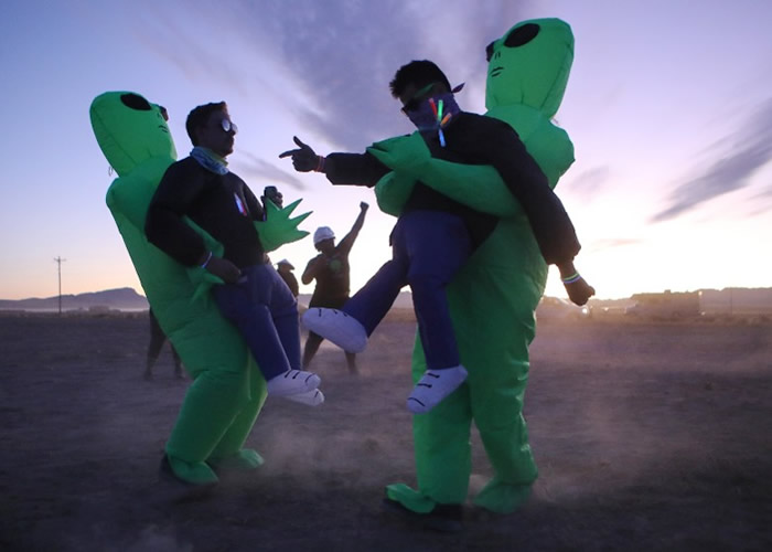 ��3000������������ص�UFO��������Ӧ�ۼ�������51��������ȥ��̽�����ˡ�