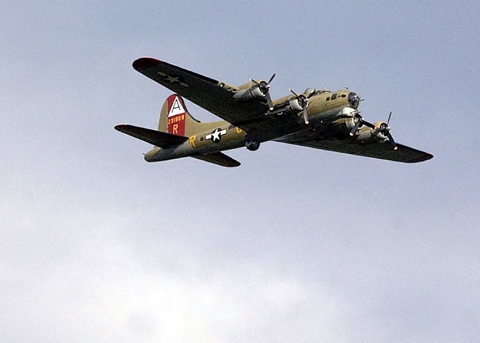 ������սB-17�����б��ݡ���ը��׹��