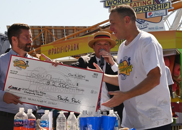 ��˹�����أ��ң������ھ���