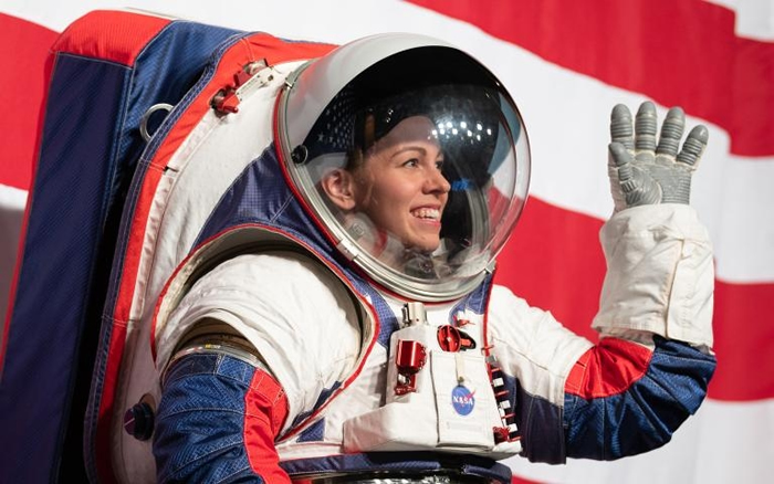 NASAǿɭģJohnson Space Centerзʦ˹͢ ά˹Kristine Davisչʾڰ˿