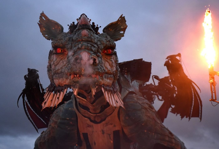 �޴���������ڷ����������߳��м������� �οͷ�ӿ��̲��ʥ