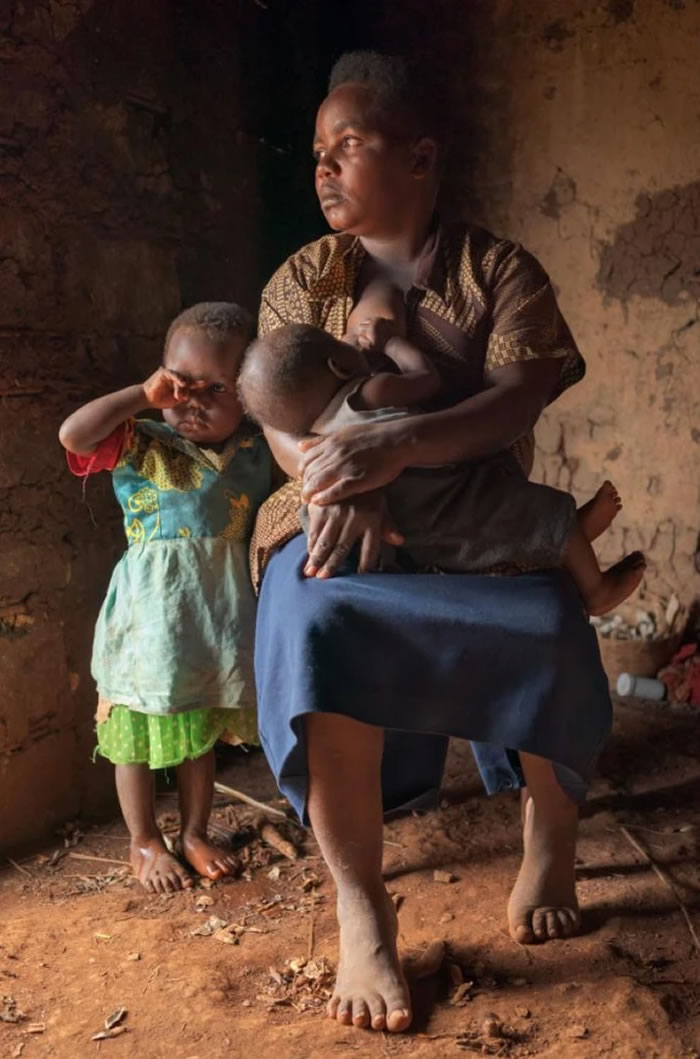 ��Ϣ��Խ��ԽС��ʼ��ɱ������ͯ 2014������ڸɴ�����ɴ�ĸ�׻�������2���ͯ�ʶ�ժ����