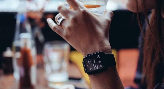 ��ʱ������־��ѡ����ȥʮ�����ı�־�Ե��Ӳ�Ʒ����һ����ƻ��iPadƽ��