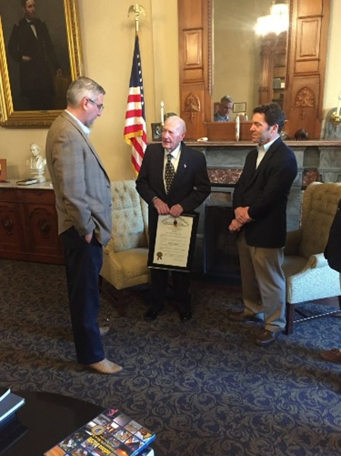 �ֶ�Ĭ���У���ӡ���ݳ�������ķ���󣩰������������