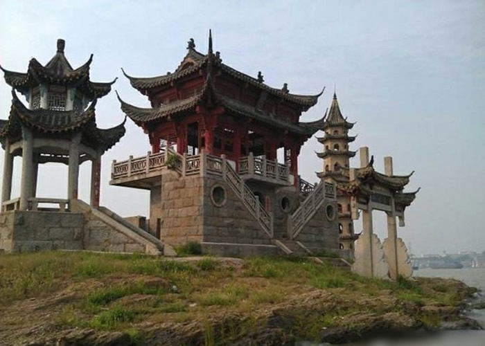 �����عų�һ����һ�Σ�۶�������ֿ�ˮ�� ����û��ǧ���ż������Ƕա�������ǰ