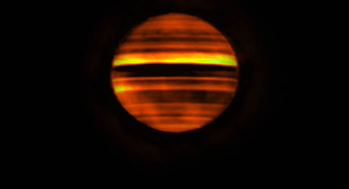 ϵ������KELT-9b��������Ƕ���