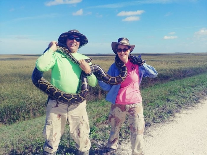 �����߱������������������˲μӡ�