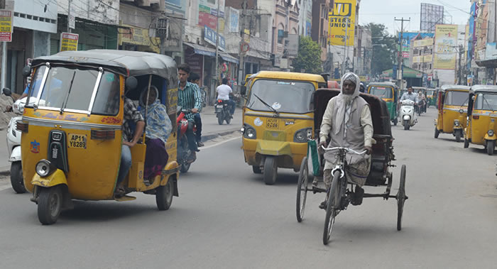 ӡ�ȿ������Ԣ������ˮ���о�Ȼ�����˾�