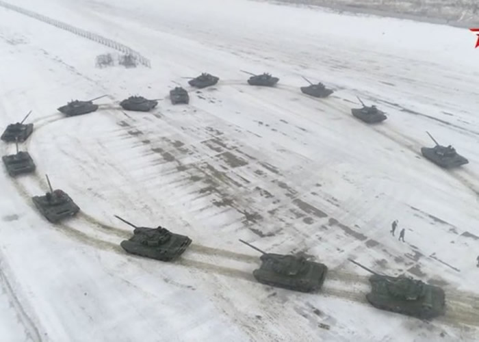 ս�����壡����˹������Ů��������T72B3̹����������