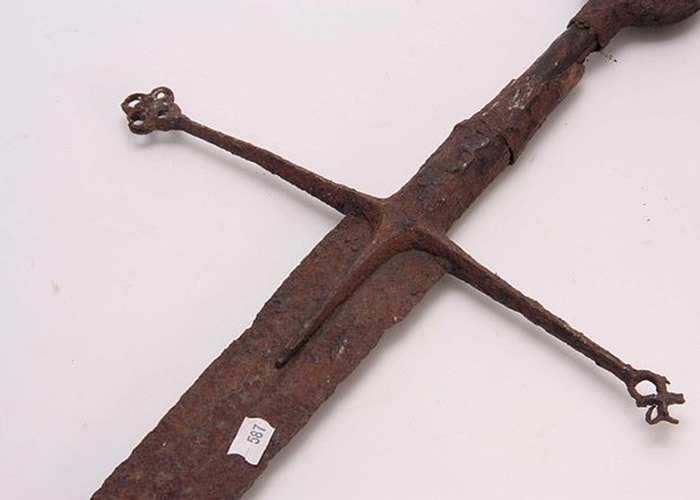 �������ǰ��ۡ�