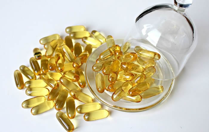 �о�����������ȱ��ά����D���������׸�ȾCOVID-19����