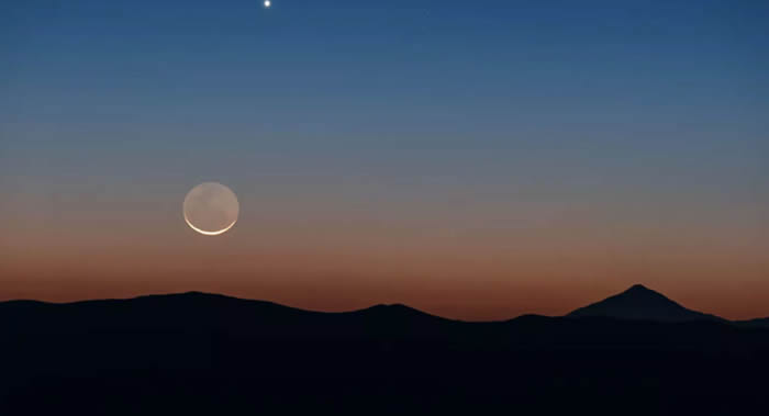 俄媒:中国有足够能力与美国竞争开发月球资源 成功发射长征5B重型运载火箭是重要一步