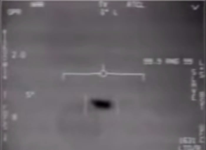 美国海军公布几起飞行员遭遇不明飞行物（UFO）事件报告