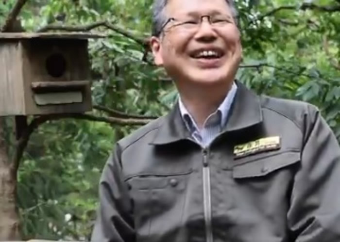 ձ֮ͷȻĻ԰԰л С絷