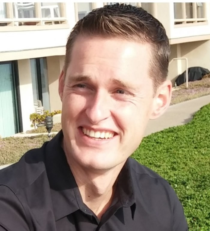 尼勒曼(图)领导是次研究。