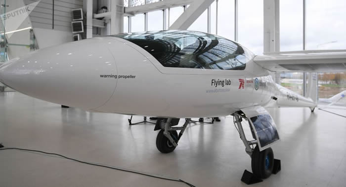 AeroTEC公司的全球最大全电动商用飞机“e篷车”eCaravan首次在美国成功试飞