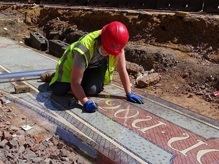 Ӣ�����׵����ȿ��Ĵ����ؽ��ɾƹ���ַ 150����ʷ���������˴�ש����