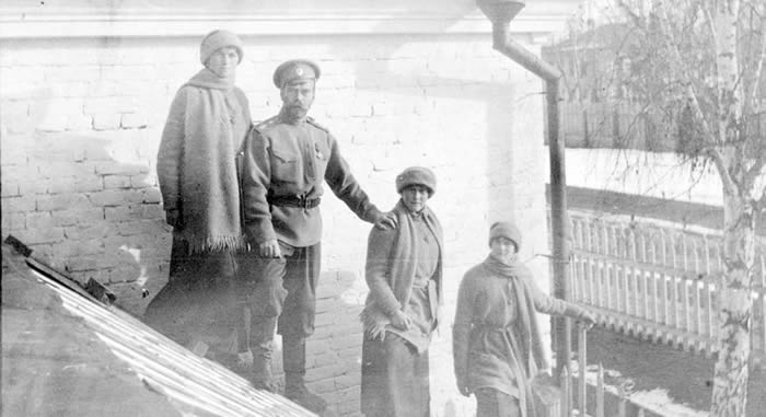 ·��˹���ɰͶ�ѫ�����������˶���˹ĩ��ɳ�����������һ���˱�ǹɱ����ı��