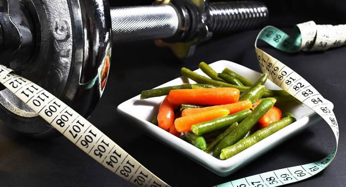 科学家驳斥一个流行的减肥神话 数据证明减肥与在什么时间进餐无关