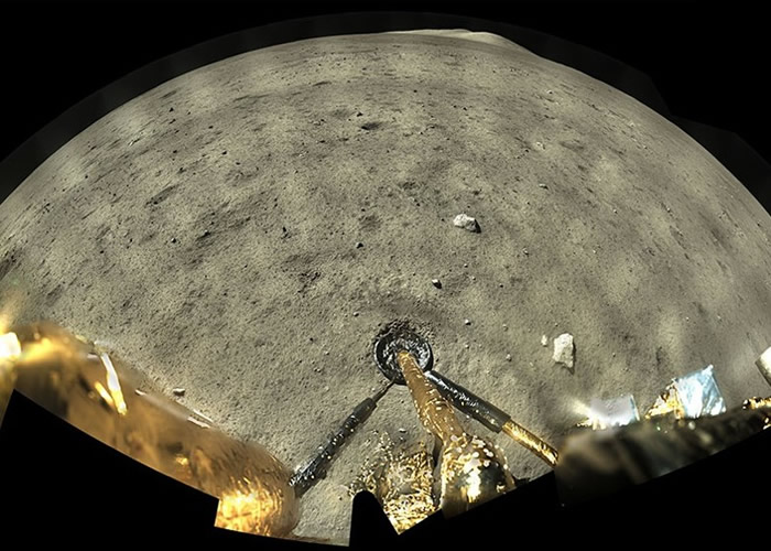 嫦娥五号上升器点火起飞离开月球表面 实现中国首次地外天体起飞