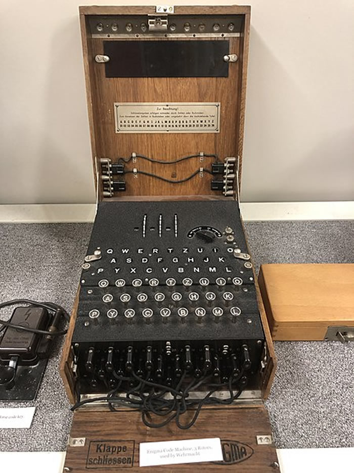 ��ս�ڼ��ɴ�ʹ�ù��ĺ������������������¹�ǱˮԱ��ˮ���һ�