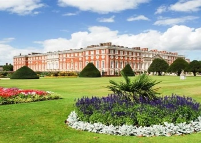 Ӣ������˿��ƶ�ϣ��·�γ�����������õ�16�������ڹ��ͻ�԰��ַ