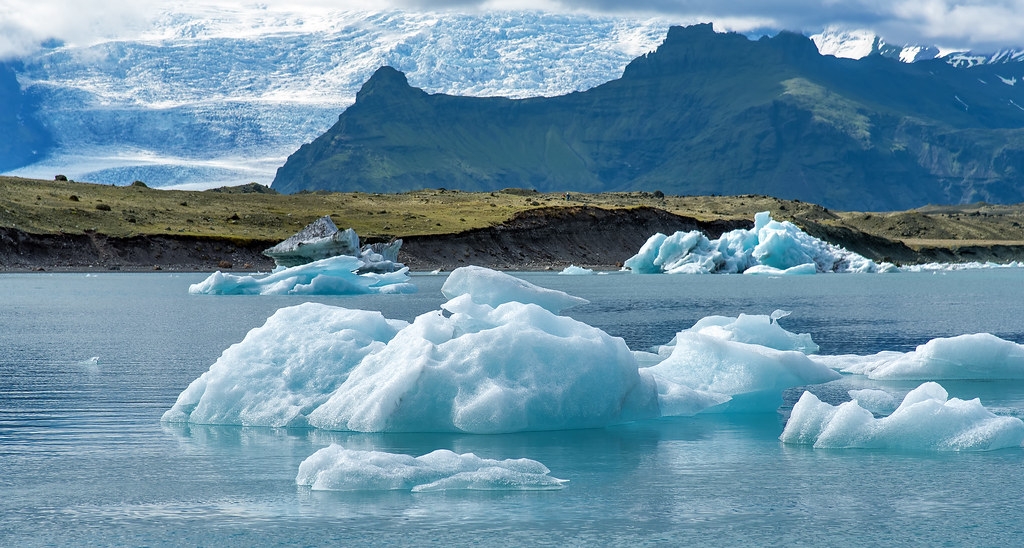 �����ܹ�ɳ�����Ӻ���Jökuls��rl��n Lagoon����ͼƬ��Դ��Al Case��CC BY-NC-ND 2.0��