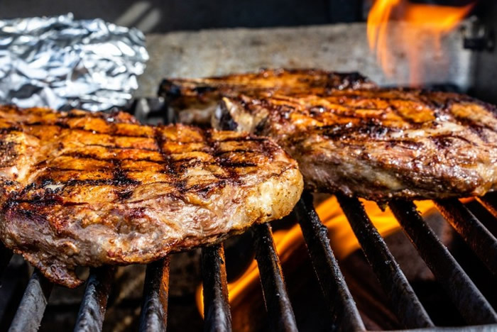 全球研究发现食用加工肉制品与较高的心血管疾病风险之间存在联系