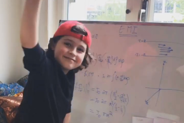 ����ʱ��ͯ����Laurent Simons11��ȡ�ð������մ�ѧ����ѧѧʿѧλ