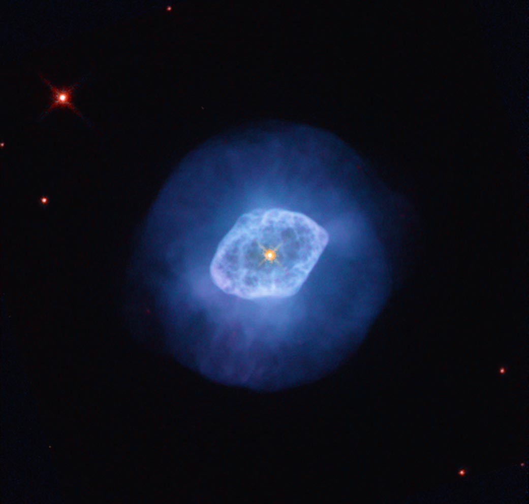 哈勃太空望远镜拍摄的海豚座行星状星云NGC 6891