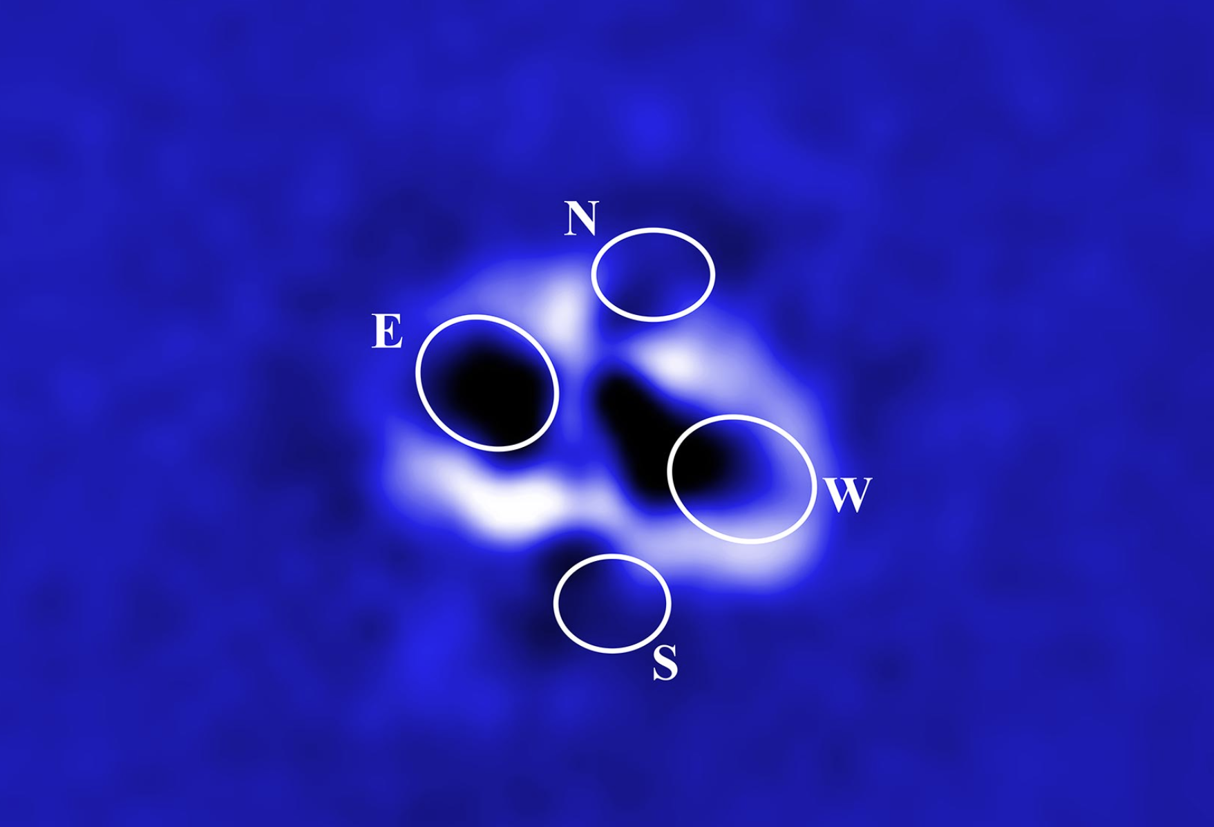 RBS 797星系团中心发现巨型黑洞引起的四个巨大空洞或气泡