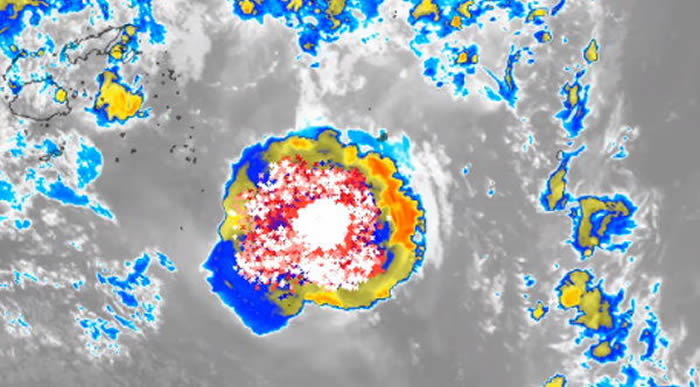 卫星实拍汤加海底火山大爆发 海啸扑向全太平洋