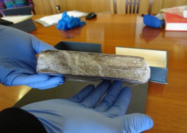 Ӣ�����Ŵ�ѧͼ��ݹݲش�����ָ�ʧ��20��������ع黹